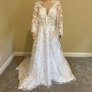 NWT- Wedding Dress Size 16